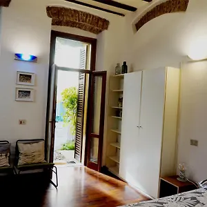 Apartament Vicolo Lavandai, Mediolan